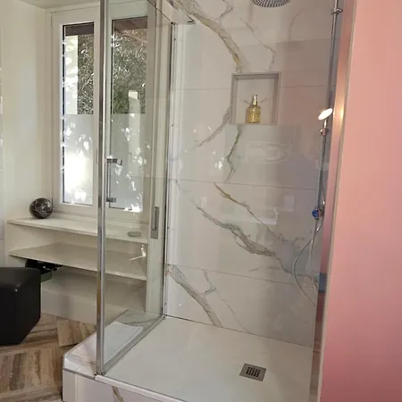 Palazzetto Nemi רומא